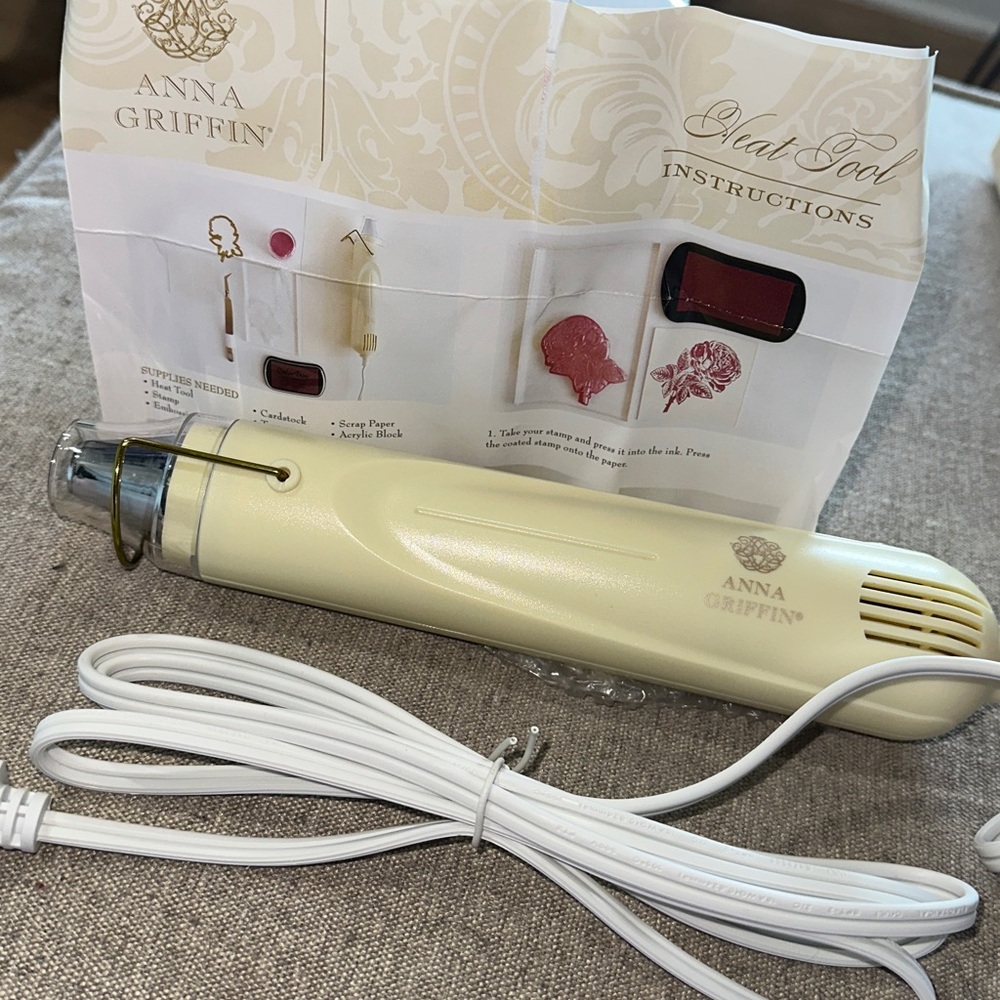 ANNA GRIFFIN HEAT EMBOSSING TOOL New
